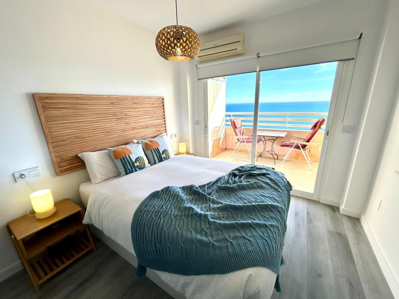 Stella Maris - Amazing Frontal Sea Views With Pool & Terrace By 10Tosea Lejlighed Fuengirola Eksteriør billede