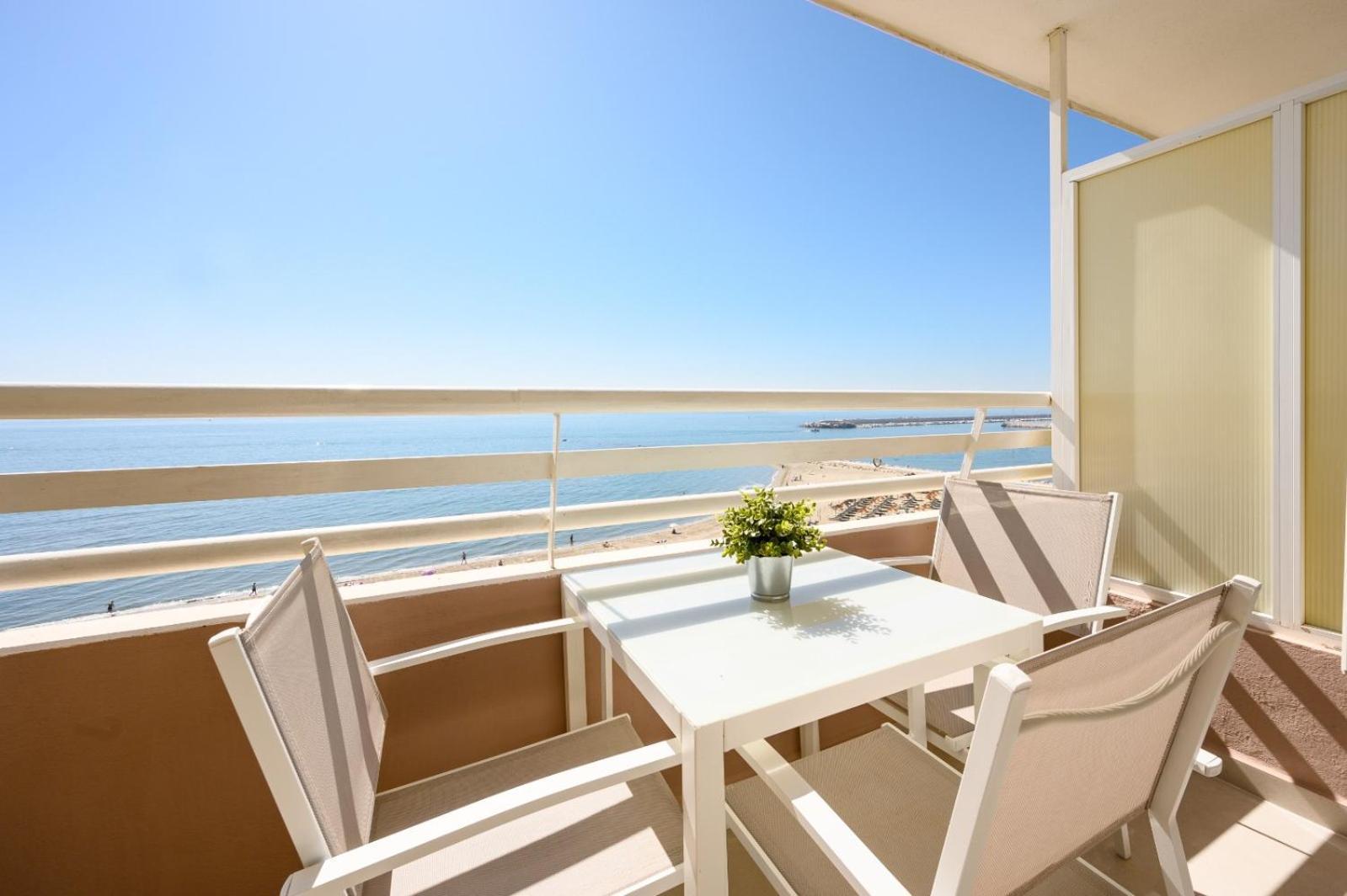 Stella Maris - Amazing Frontal Sea Views With Pool & Terrace By 10Tosea Lejlighed Fuengirola Eksteriør billede