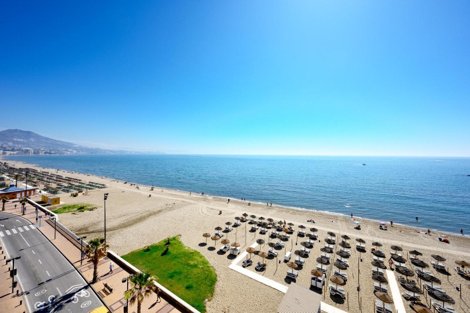 Stella Maris - Amazing Frontal Sea Views With Pool & Terrace By 10Tosea Lejlighed Fuengirola Eksteriør billede
