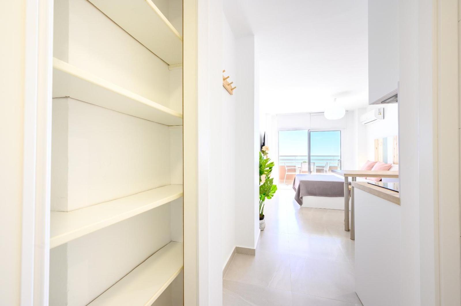 Stella Maris - Amazing Frontal Sea Views With Pool & Terrace By 10Tosea Lejlighed Fuengirola Eksteriør billede
